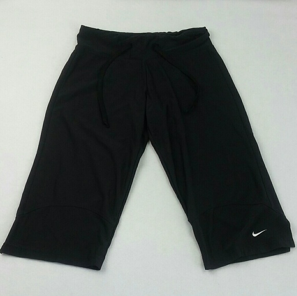 Nike Pants - Nike women's Workout Capri black pants small